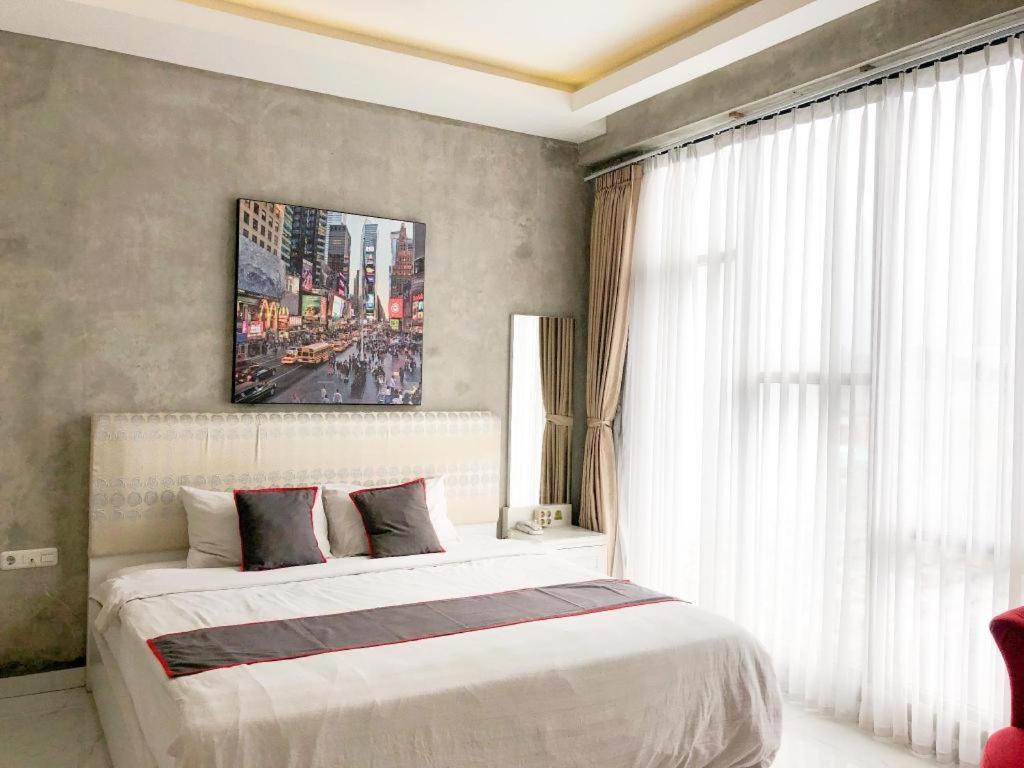 Collection O 31 The Batik Bed And Coffee Bandung Hotel Exterior photo