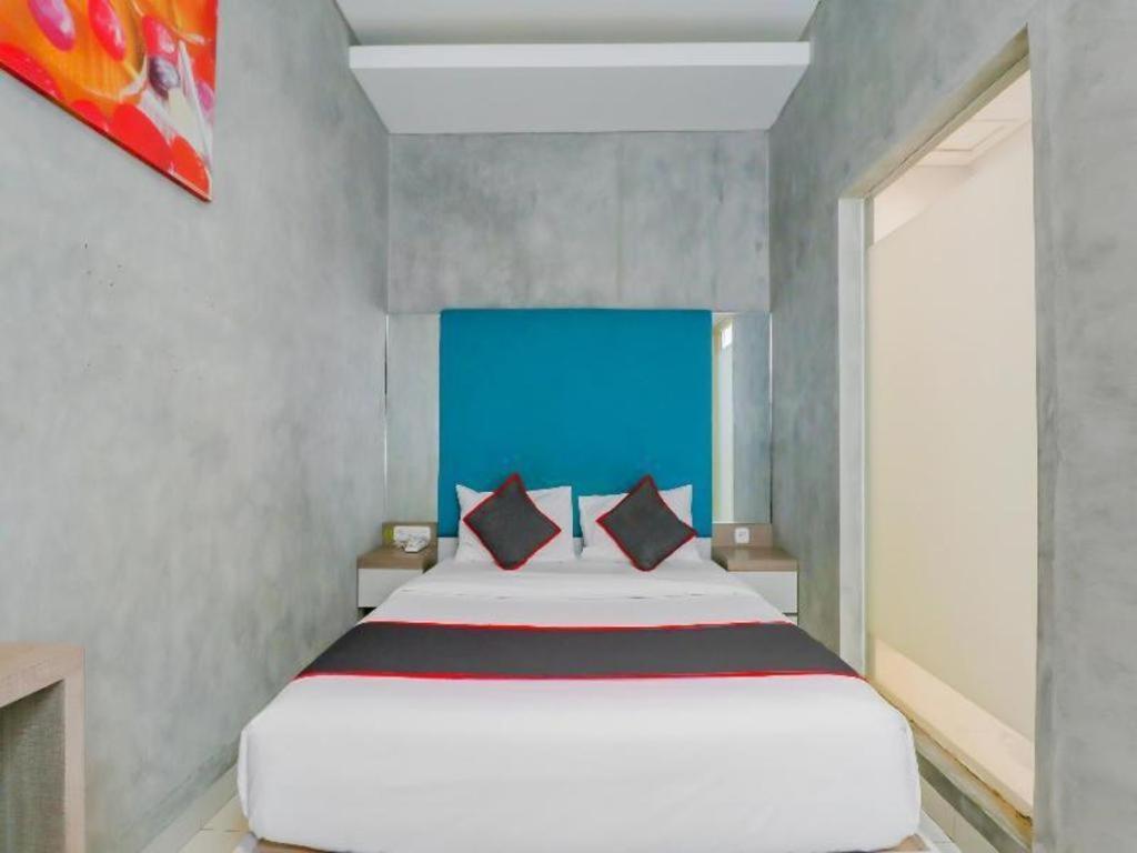 Collection O 31 The Batik Bed And Coffee Bandung Hotel Exterior photo